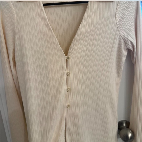 Reformation Cream Button Down Ribbed Shirt - Picture 3 of 4